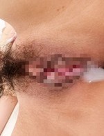 イケイケ中出し大好きな沖田はづきちゃんがご奉仕のバキュームフェラ。ガン突きファックで中出し！卑猥なおマンコから精子が逆流。