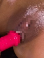 こんがりトーストボディを見せ付け、ひなのりくちゃんがローションプレイ！綺麗なパイパンを指マン＆バイブオナニーでイキまくる！