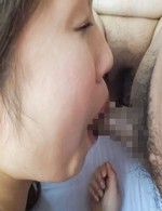 現れた熟女はデブ専＆スレンダーの二人組。クンニ＆玩具責めから鬼突きピストン！濃いザーメンをマン毛にぶっかけ！