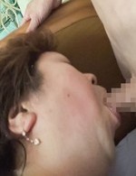 現れた熟女はデブ専＆スレンダーの二人組。クンニ＆玩具責めから鬼突きピストン！濃いザーメンをマン毛にぶっかけ！