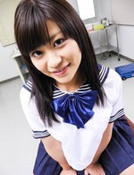 プルルンＦカップ爆乳星野あいかちゃんがセーラー服で登場。パイパンおマンコに生ハメ。フィニッシュは中出し！